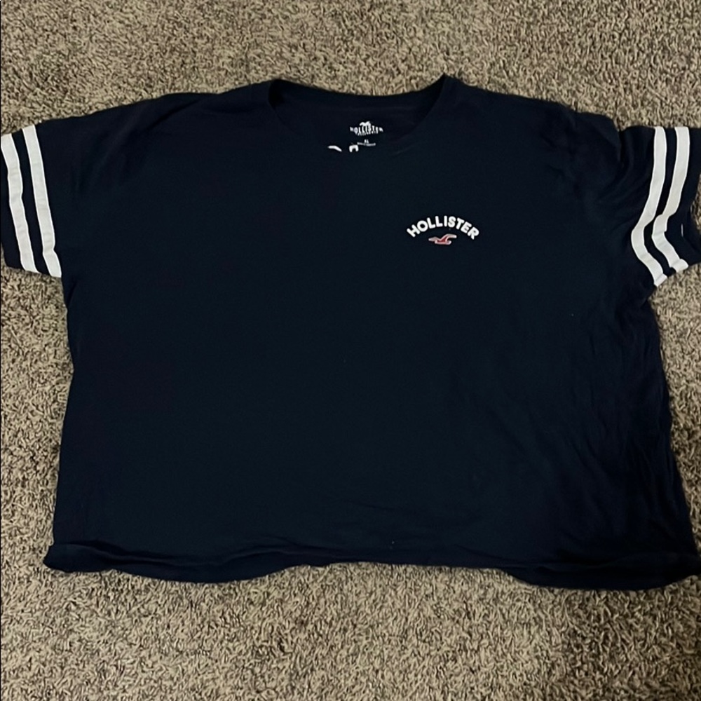 cropped tee